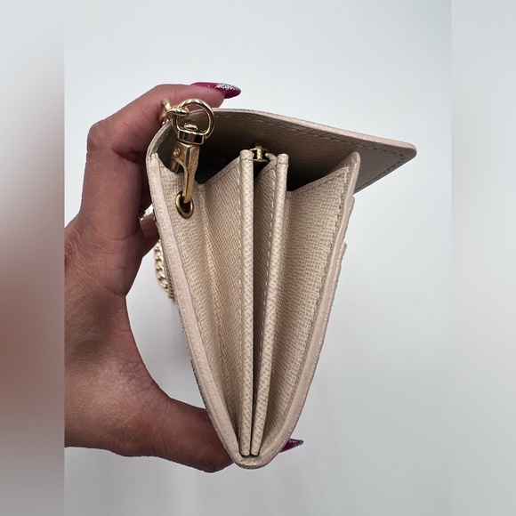 🌹♥️Louis Vuitton Sarah Wallet♥️🌹 - Picture 3 of 13